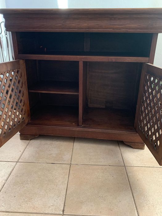 Móveis de Borba- Madeira maciça