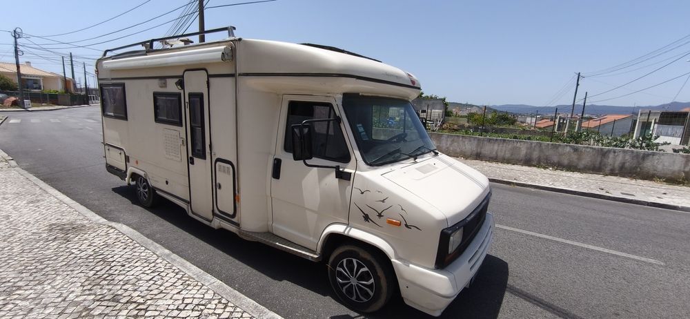 Autocaravana Fiat Ducato 2.5td6 lugares de livrete