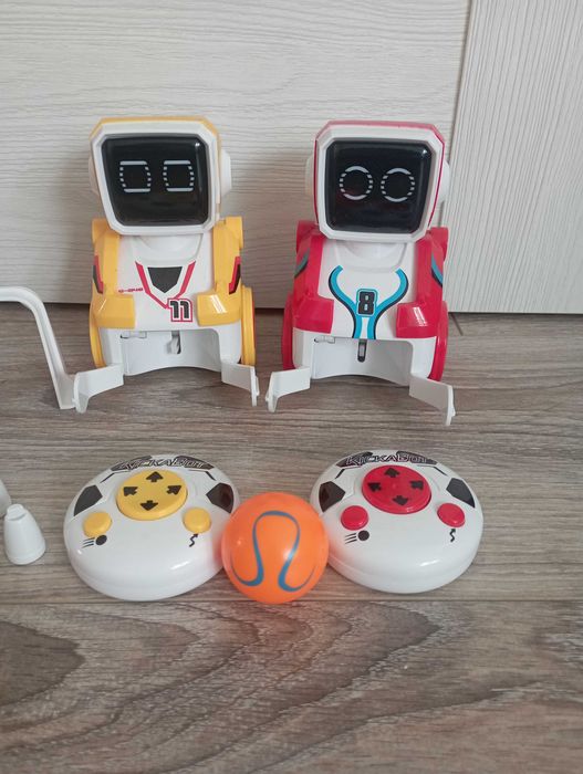 Robot interaktywny Kickabot 2-pack Dumel Silverlit ok