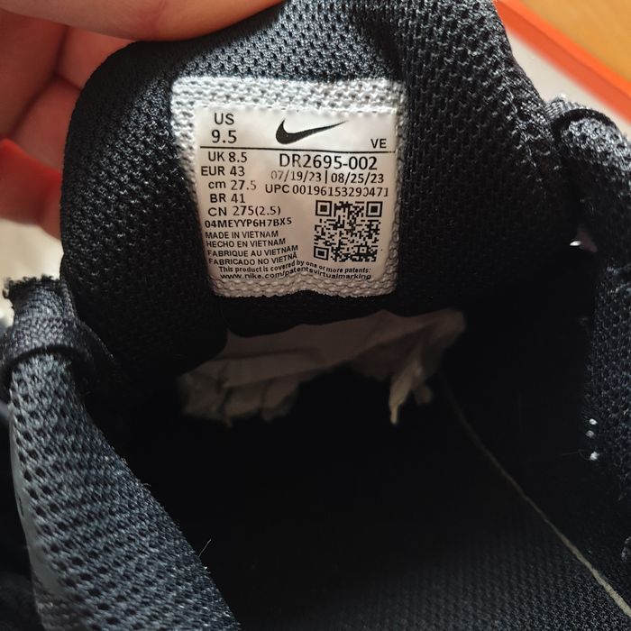 Чоловічі кросівки Nike 2025 рік. 43 ,на 27см 42.5 чорні