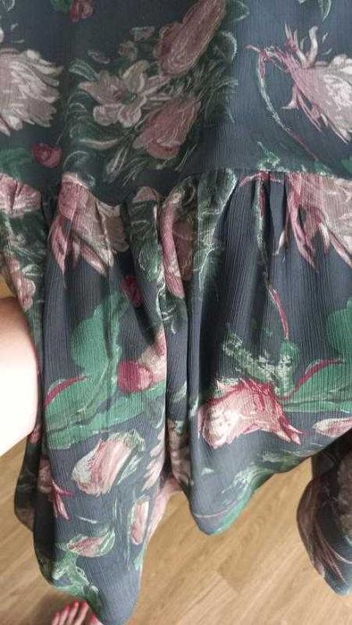 Красива, невагома, шифонова сукня