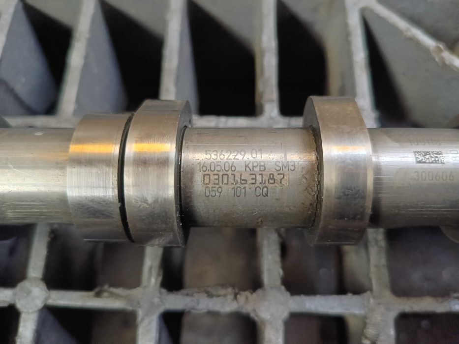 Wałek rozrządu VW Audi 2.7 3.0 TDI 059101CQ