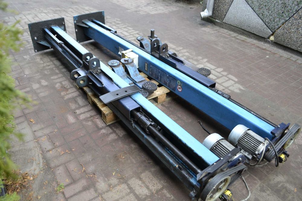 Podnośnik dwukolumnowy Hofmann 3T-14r,wolny przejazd,śrubowy,LOOKNIJ !