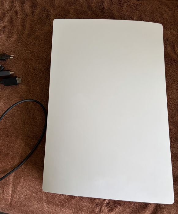 PlayStation 5 Digital Edition - uszkodzona / na części + pudełko