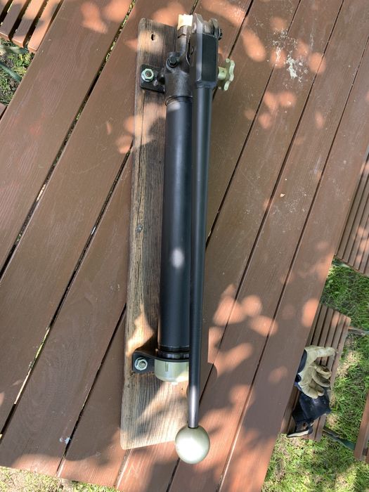 Pompa reczna hydrauliczna wraz z siłownikiem