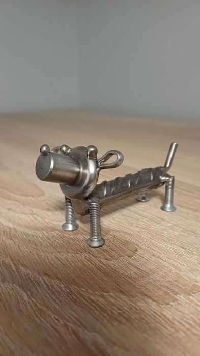 Jamnik Jamniczek piesek  z metalu metalowa figurka handmade