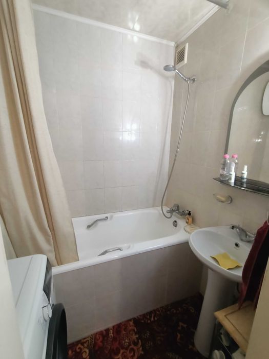 Продам 3-х к.квартиру Космос.