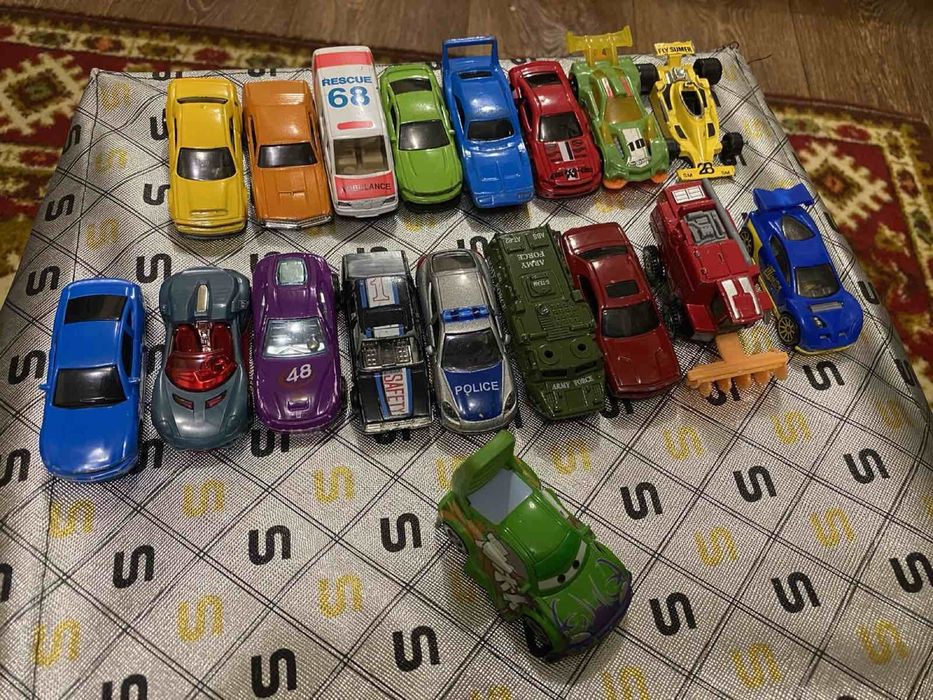 Машинки на любий смак