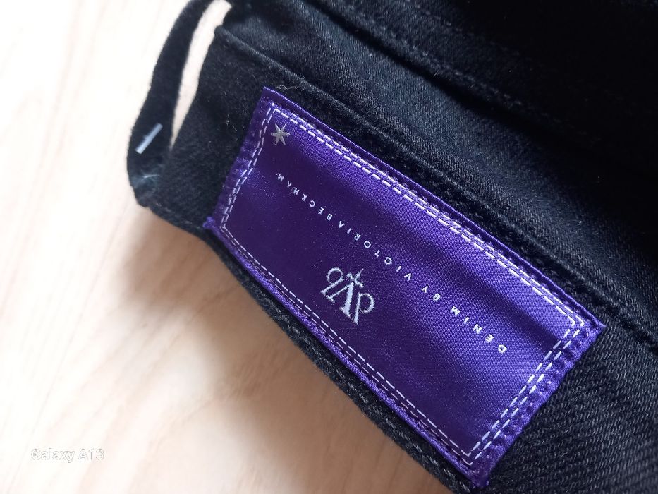 Victoria Beckham oryginalne spodnie dzwony 27 S