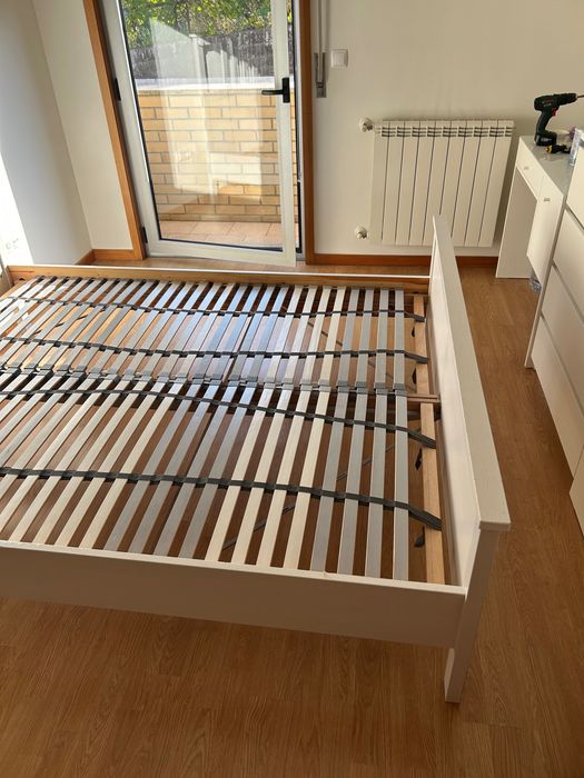 Cama IKEA Hemnes velatura branca 160x200