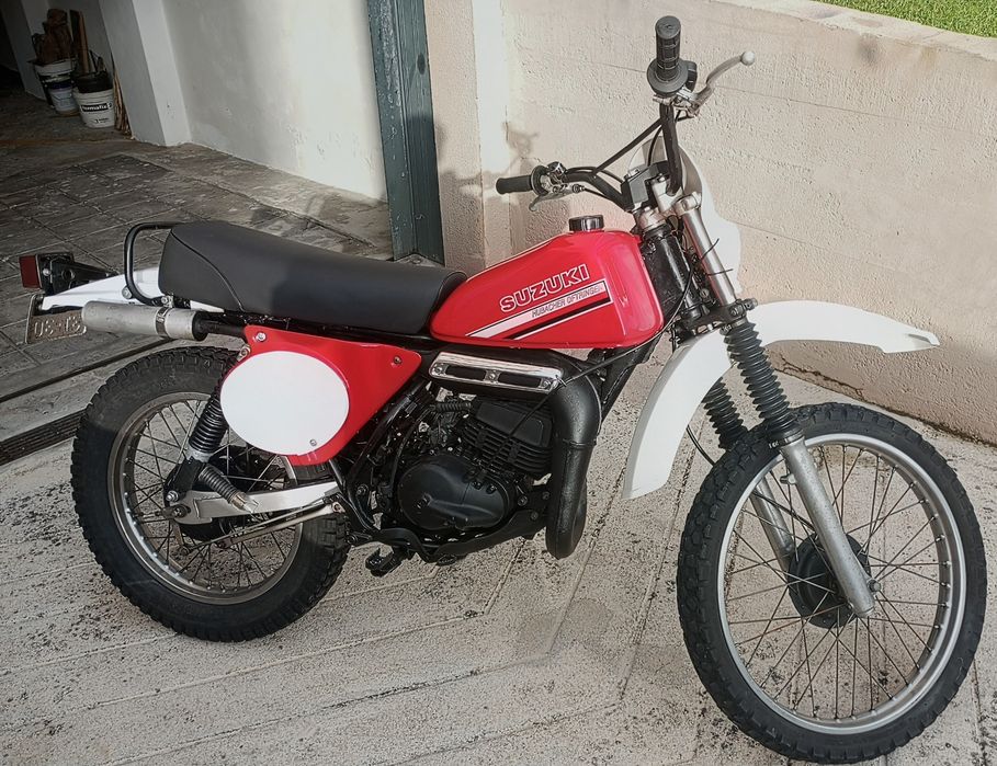 Suzuki TS 125 (1977)