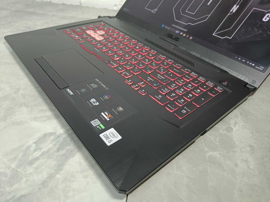 ІГРОВИЙ Ноутбук ASUS TUF GAMING F17 i5-10400H GTX1650ti 4GB 16GB DDR4