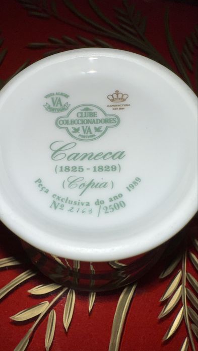 Vista Alegre par de canecas clube dos colecionadores ano 1989