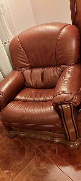 Sofas em pele como novos