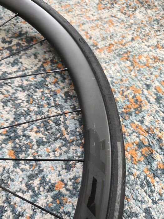 Komplet kół karbonowych Bontrager Aeolus Elite 35 TLR disc