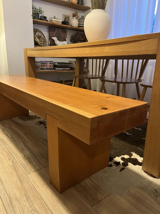 Banco de madeira maciça