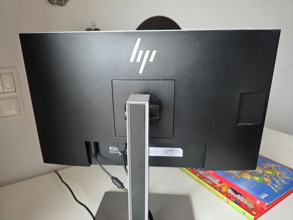 Monitor HP EliteDisplay E243d