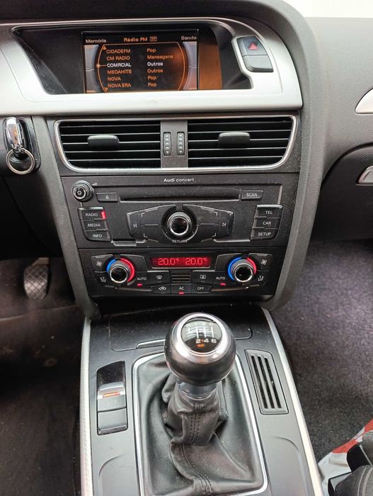 Audi A4 B8  2000cm3