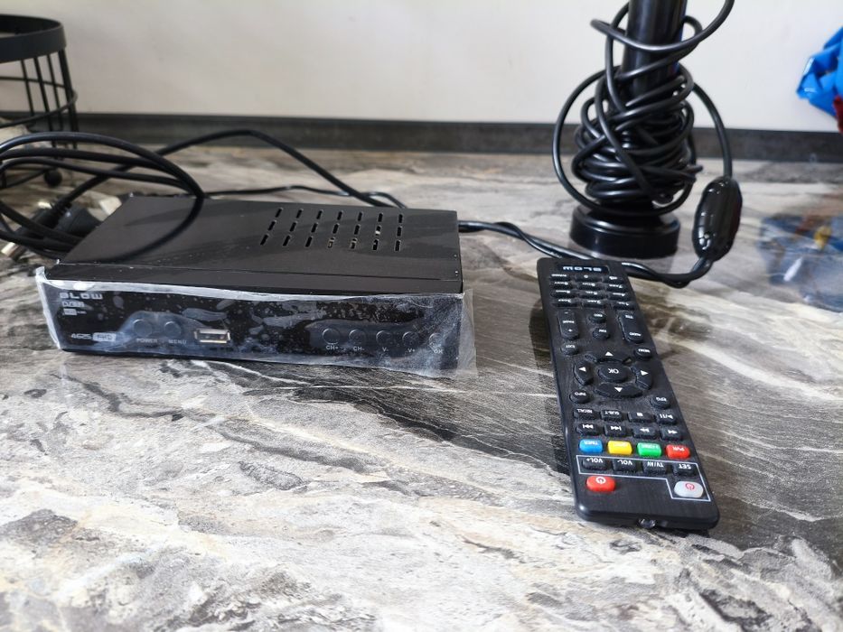 Dekoder DVB-T2 BLOW + Antena