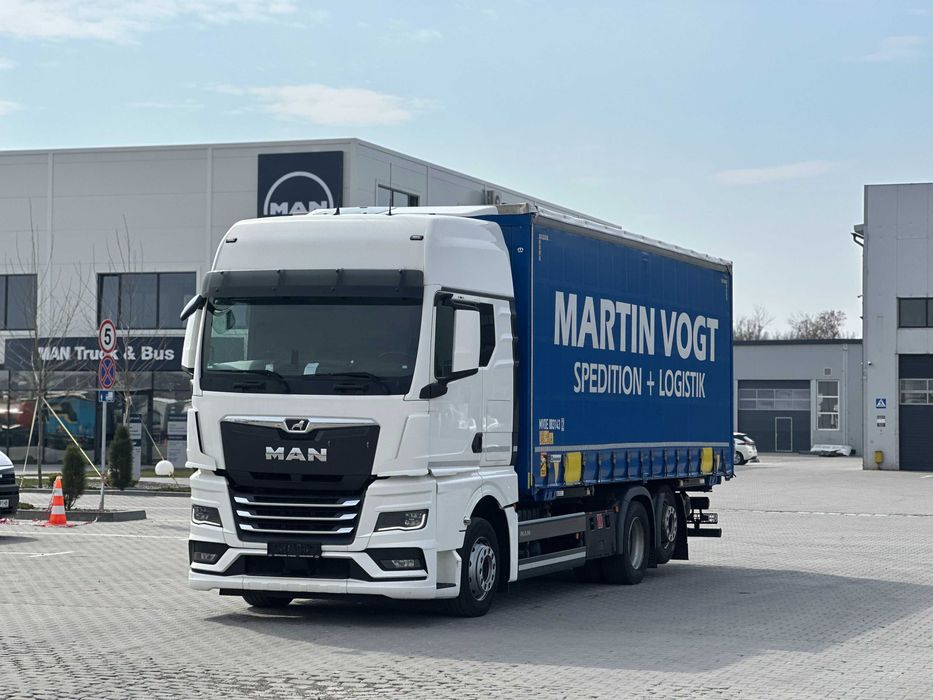 MAN TGX 26.510 6x2-2- LL CH 2021 BDF Контейнеровіз + Тентований фургон