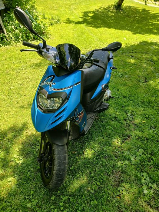 Piaggio Typhoon 2012