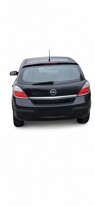 Vendo opel astra 1.3 cdti 2006