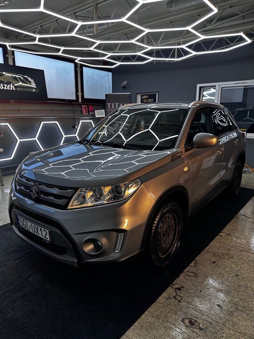 Suzuki vitara 2017 4x4 suzki szara 1.6 faktura vat23%
