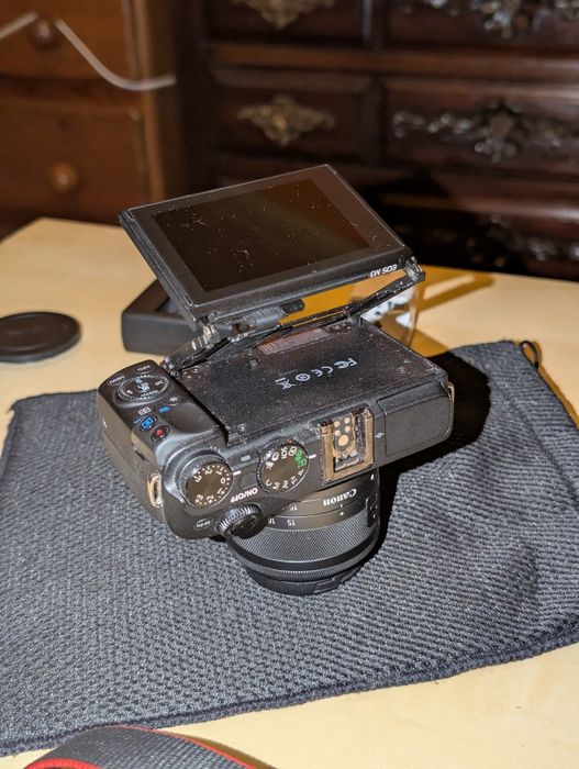 Canon eos M3 (Tambem vendo)