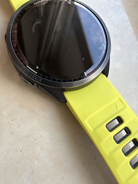 Garmin Forerunner 965 gwar.