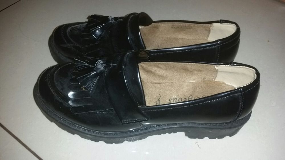 Nowe Buty mokasyny lakierki Gorgeous rozm. 39