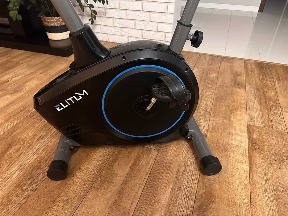 Rower treningowy Elitum, stan bardzo dobry, odbiór osobisty.
