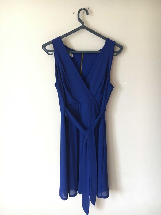 Vestido azul feminino