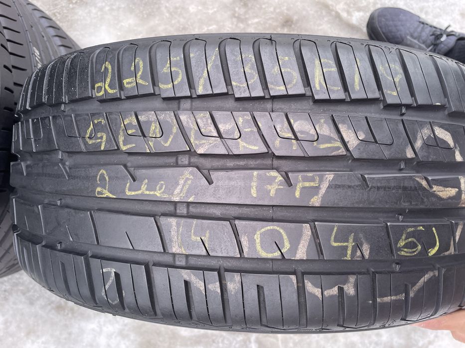 Шини літні 225/35 r19 General стан нових