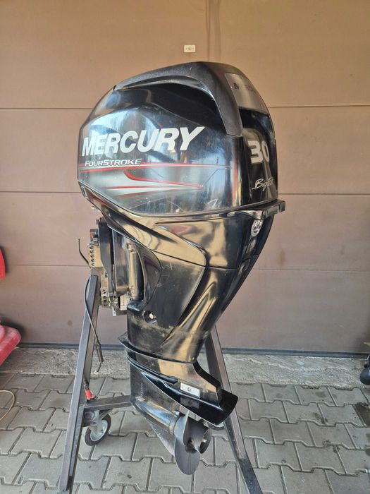 silnik zaburtowy Mercury 40 big foot uciągowy maneka L,  --17