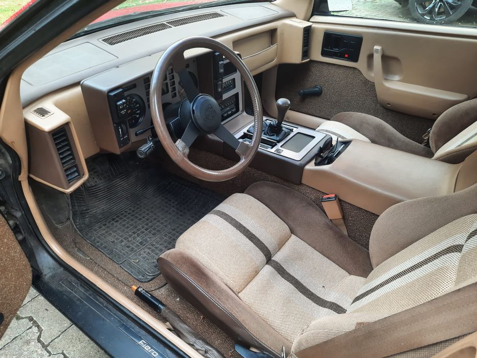 Pontiac Fiero SE 2,5 L Oldtimer