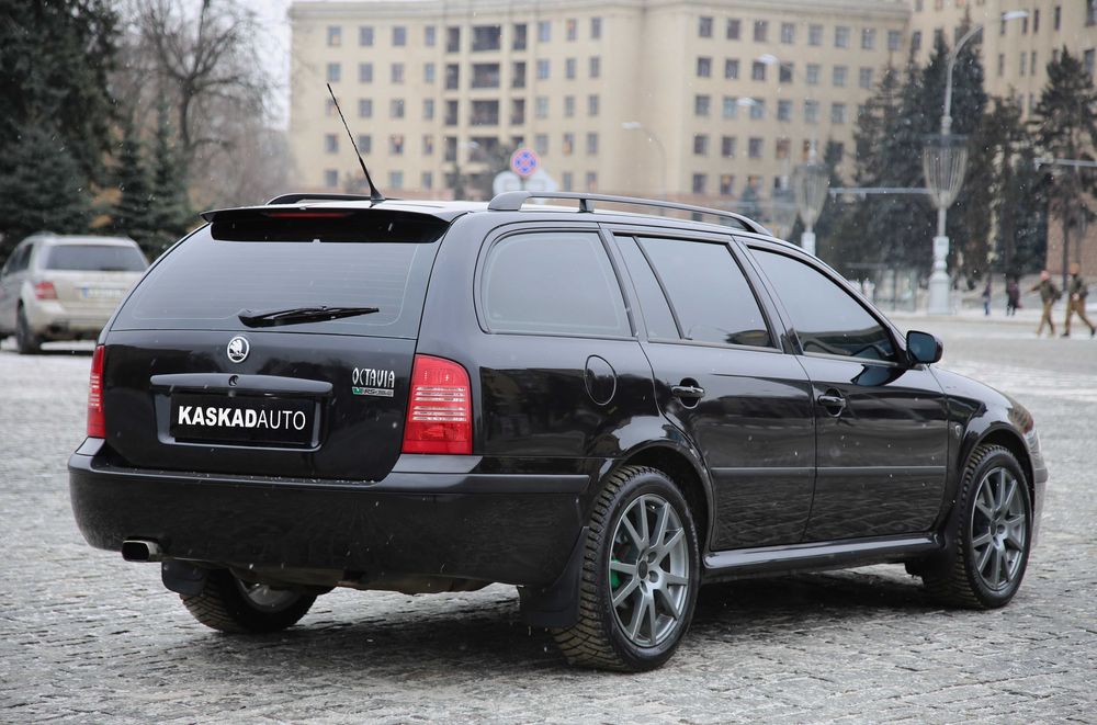 Skoda Octavia RS 2004