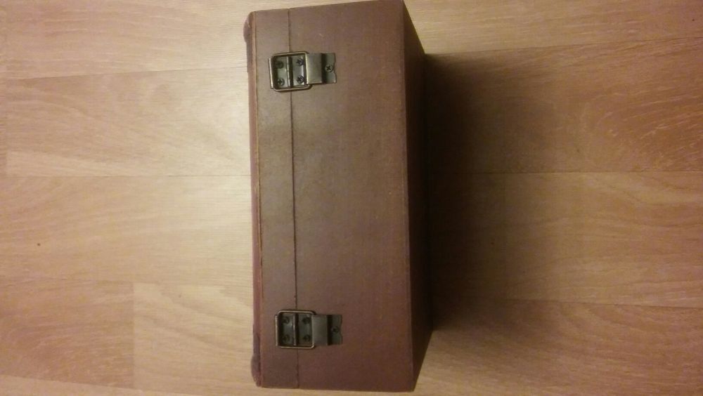 Drewniane pudełko na skarby