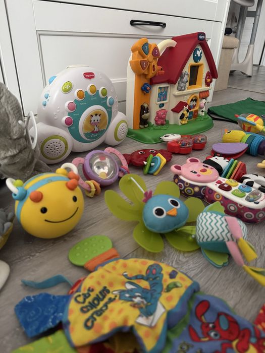 Zestaw zabawek, grzechotki, pluszaki | Chicco, Fisher-Price |