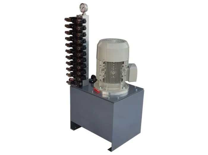 5,5kW Zasilacz hydrauliczny trójfazowy z rozdzielaczem 11 sekcyjnym DUPLOMATIC