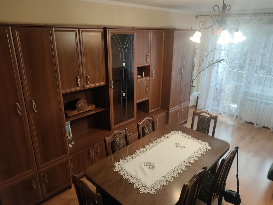 Bez czynszowe mieszkanie w blok 1 piętro,2 pokoje,balkon, piwnica