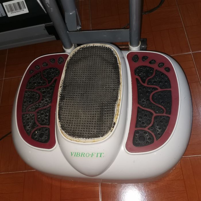 Exercise machine64365286416131121