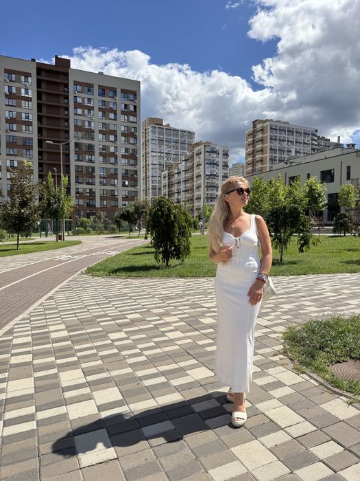 Продам сукню. S розмір .
