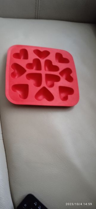 Heart-shaped silicone ice cube tray64730086228739121