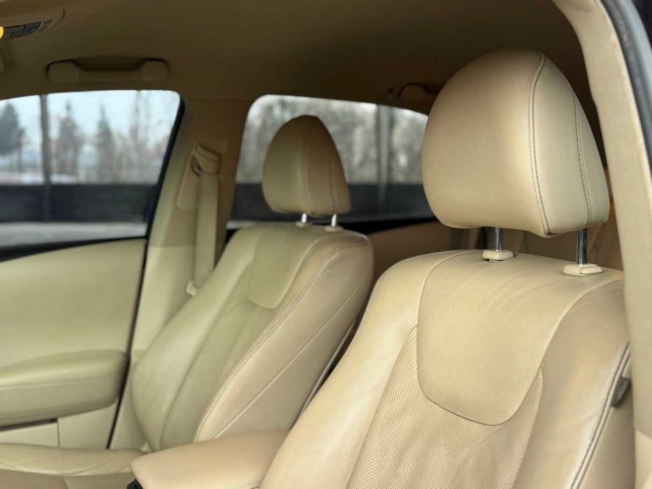 Продам  Lexus RX 2013. Можна в розстрочку, під викуп.