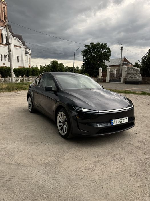 Tesla model Y juniper