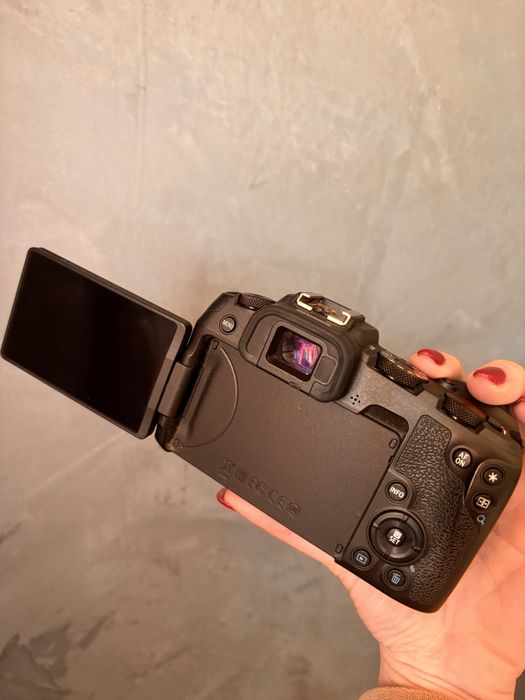 Aparat bezlusterkowy Canon RP body