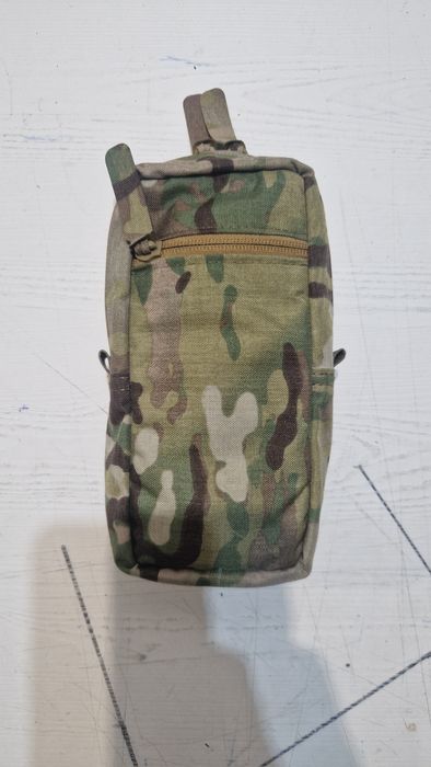 Cargo 2x4 multicam molle