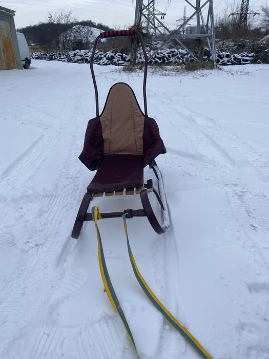 Санки дитячі з ручкою та накидкою