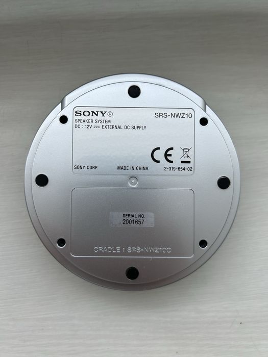 док-станція SONY  WALKMAN