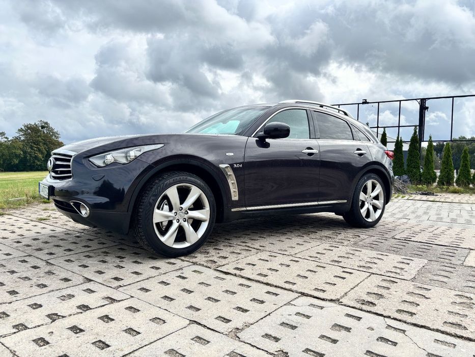 Infiniti Q70 Infiniti qx70
